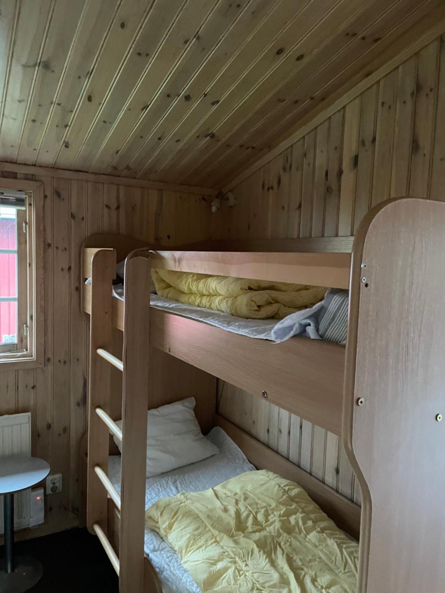 Skara Stads-Camping & Stugby Esterno foto