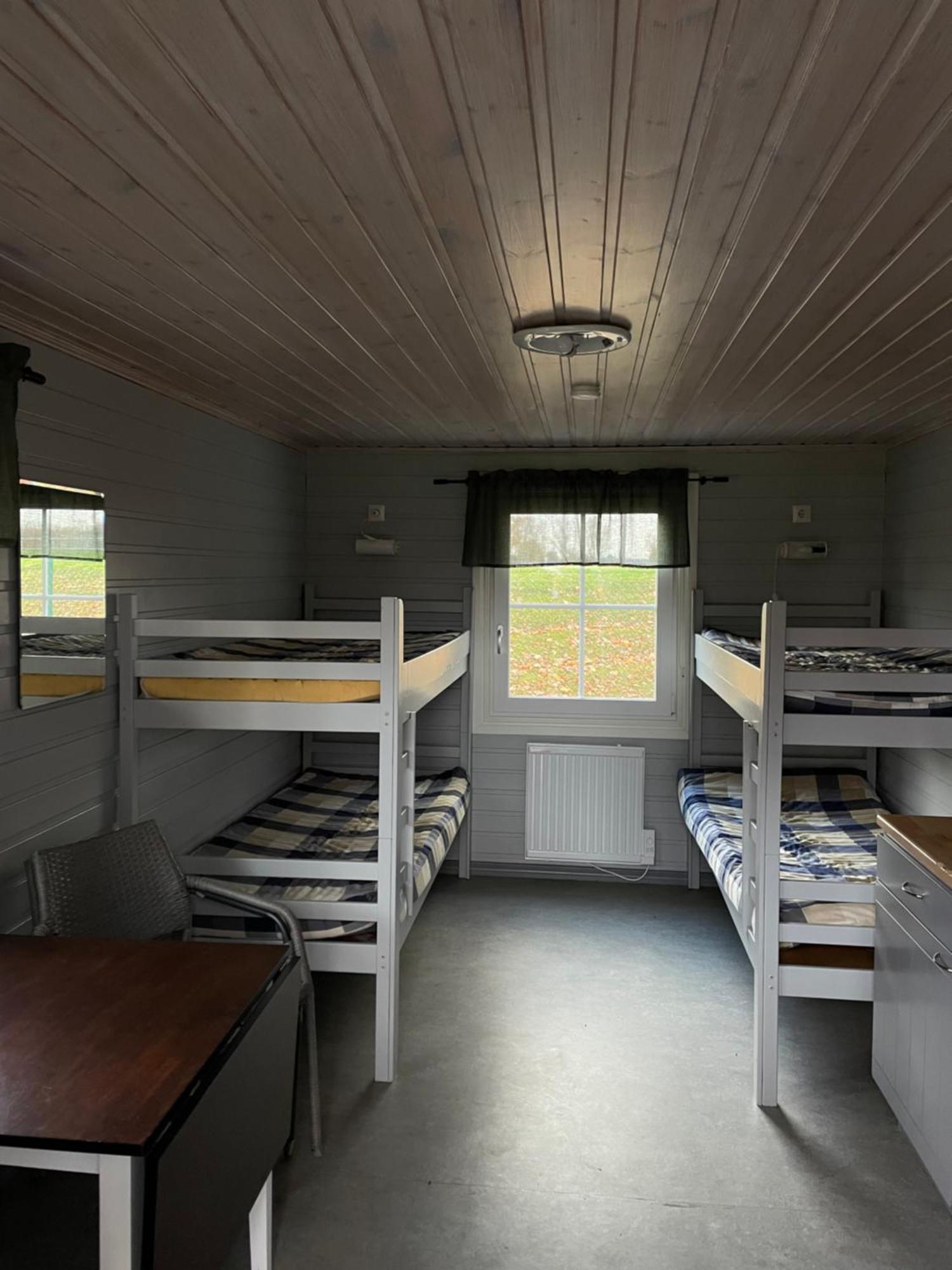 Skara Stads-Camping & Stugby Esterno foto